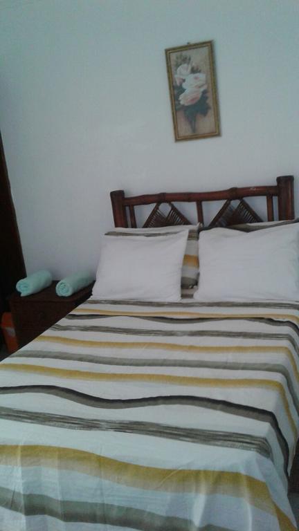 Bed & Breakfast Herald Share